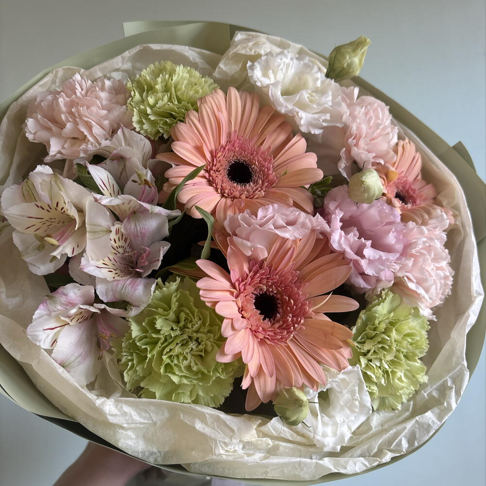 Букет из герберы/эустомы/диантуса💕💐