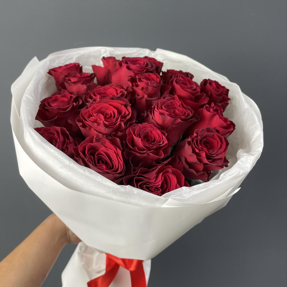 Букет красные розы 19