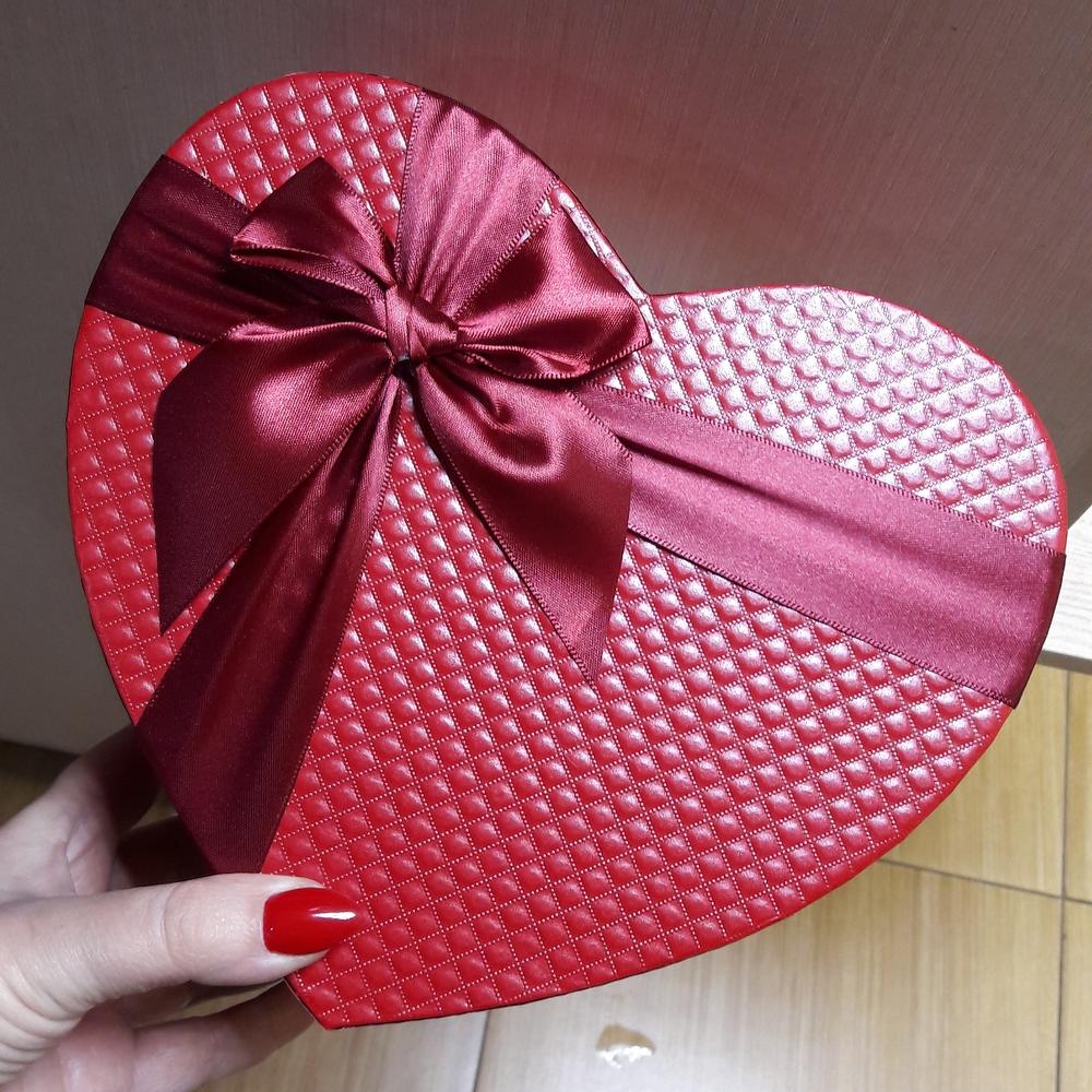 A heart with kinders