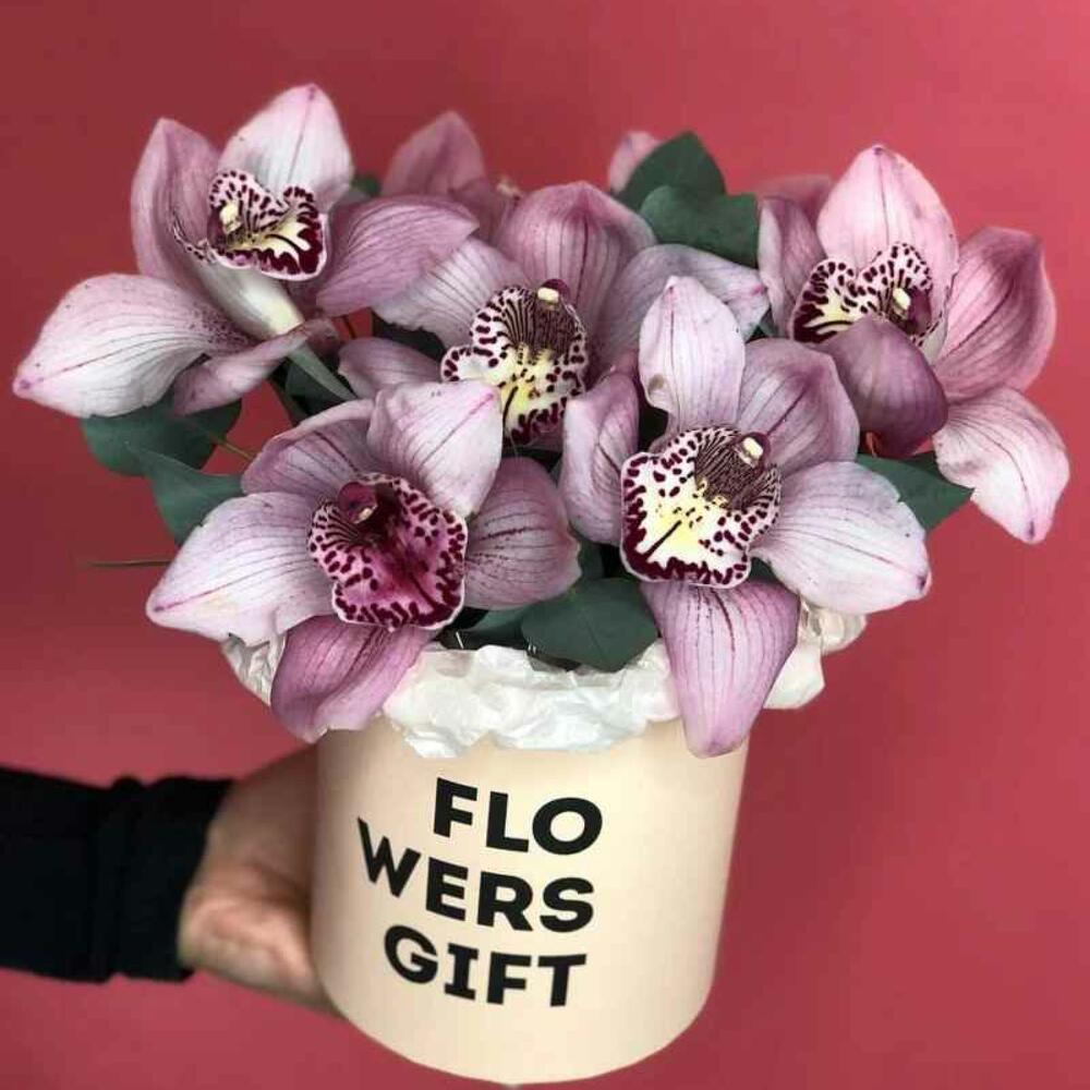 🌹 Коробка Flowersgift с орхидеями - 104