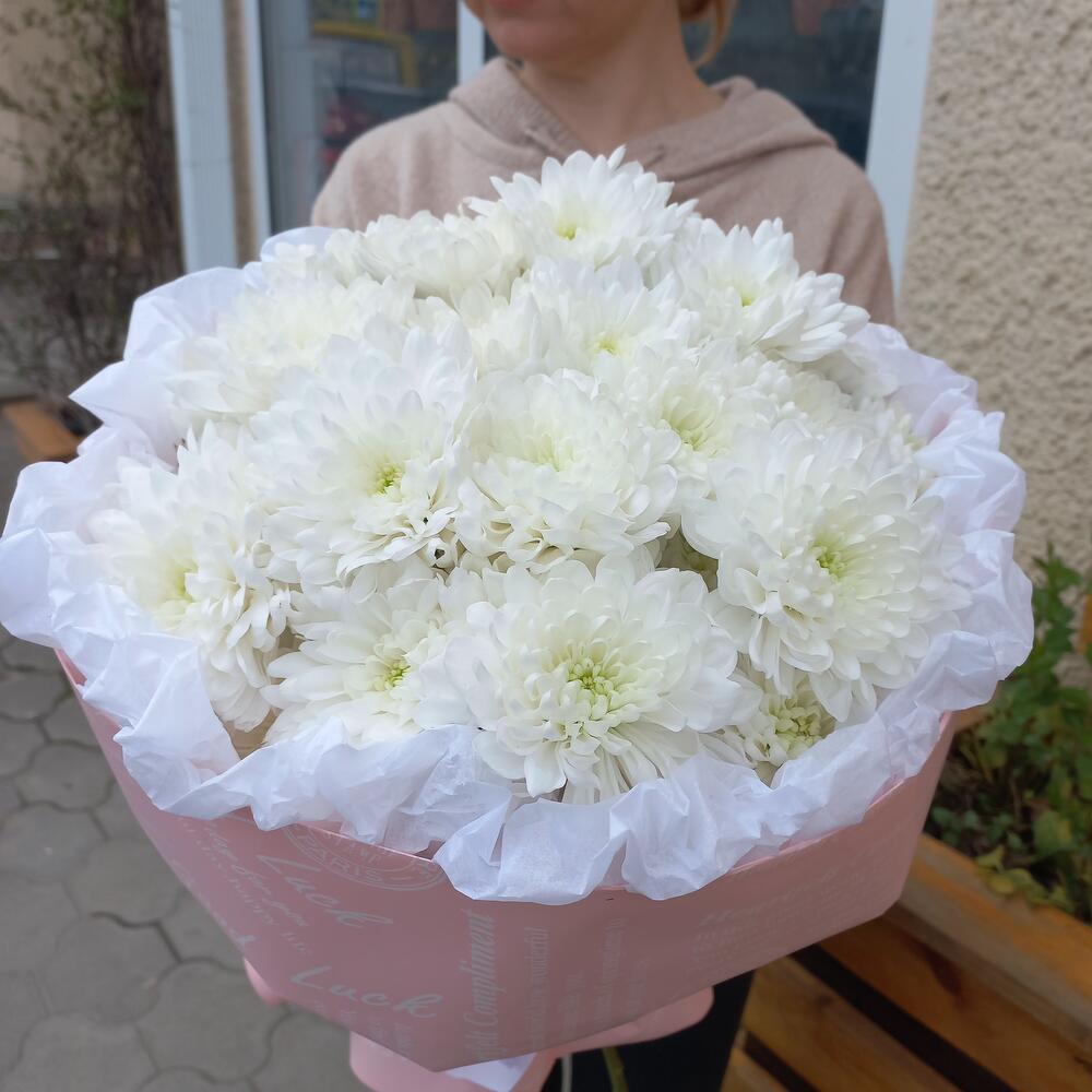 Букет из кустовых хризантем "Воздушное облако"