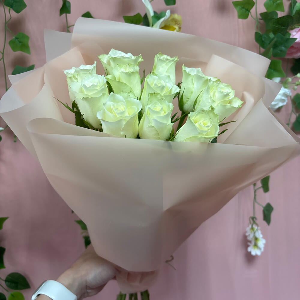 Букет белых роз