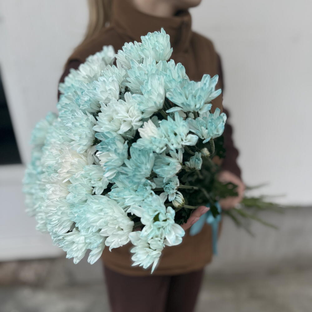 Букет голубых ромашек
