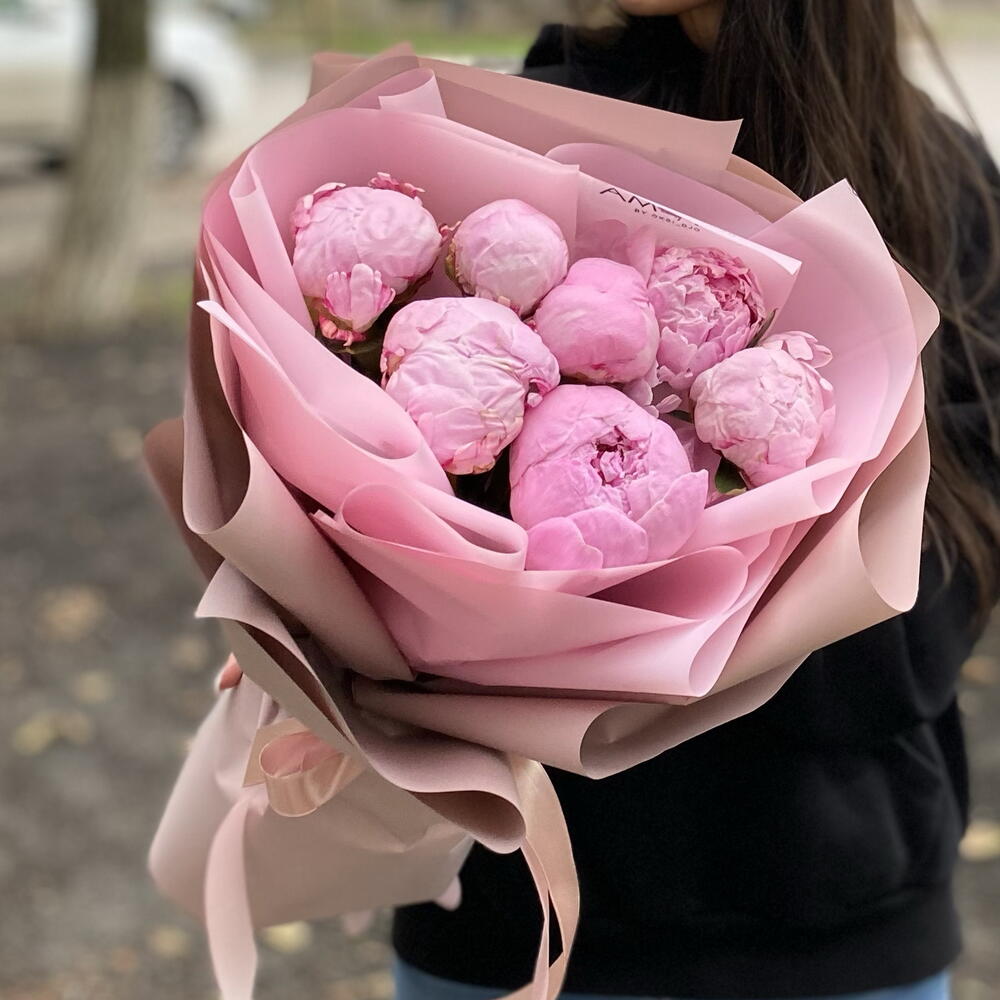 Букет пионов «пломбирные шарики 🍨»