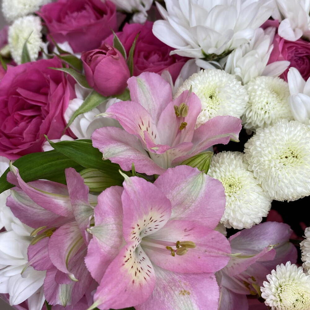 Письмо любимой 🌸💗 Сборный букет из ромашки, альстромерии и кустовой розы