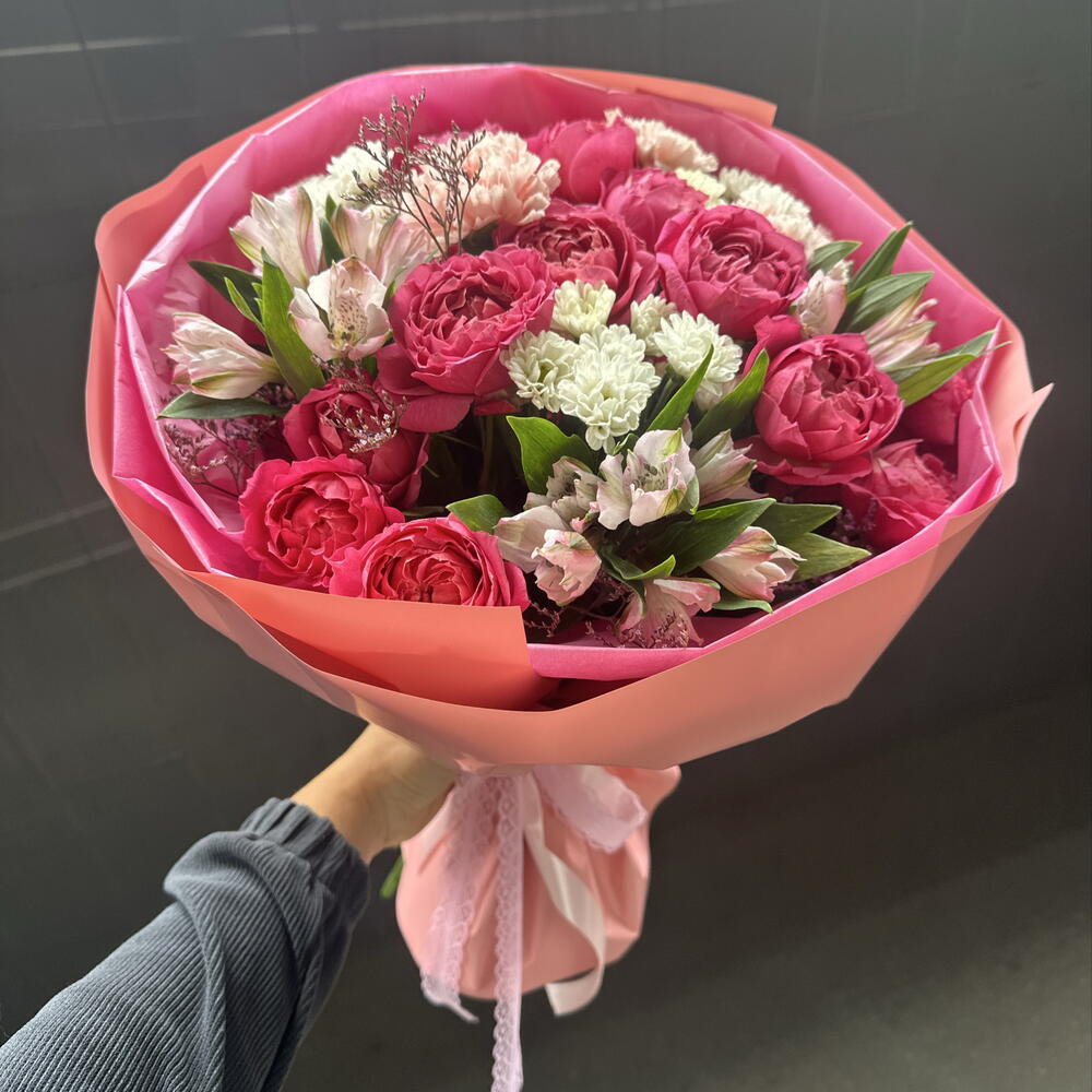 Букет 💐 комплимент Вишенка