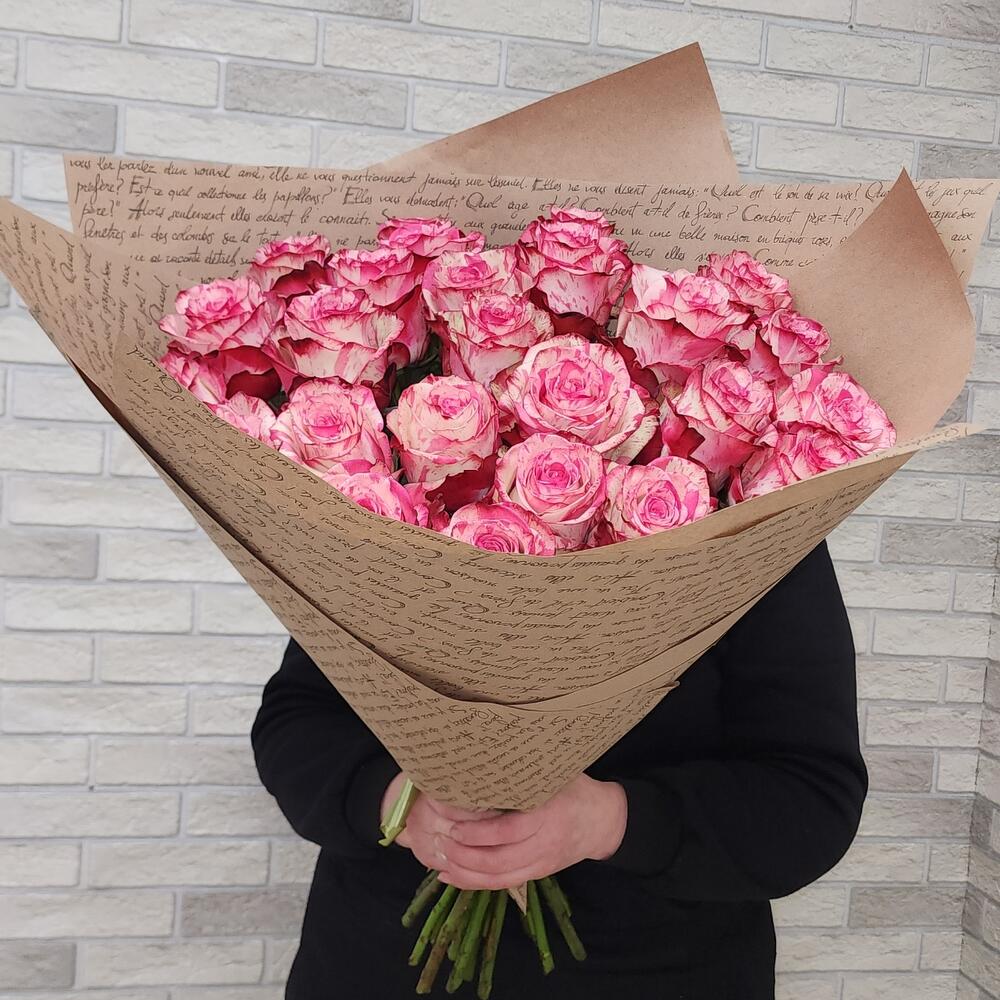 25 Роза Эквадор 70 см