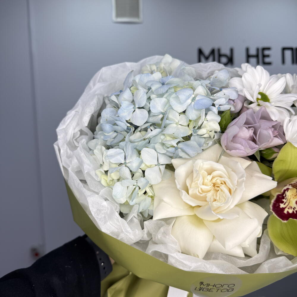 Авторский с акцентной орхидеей