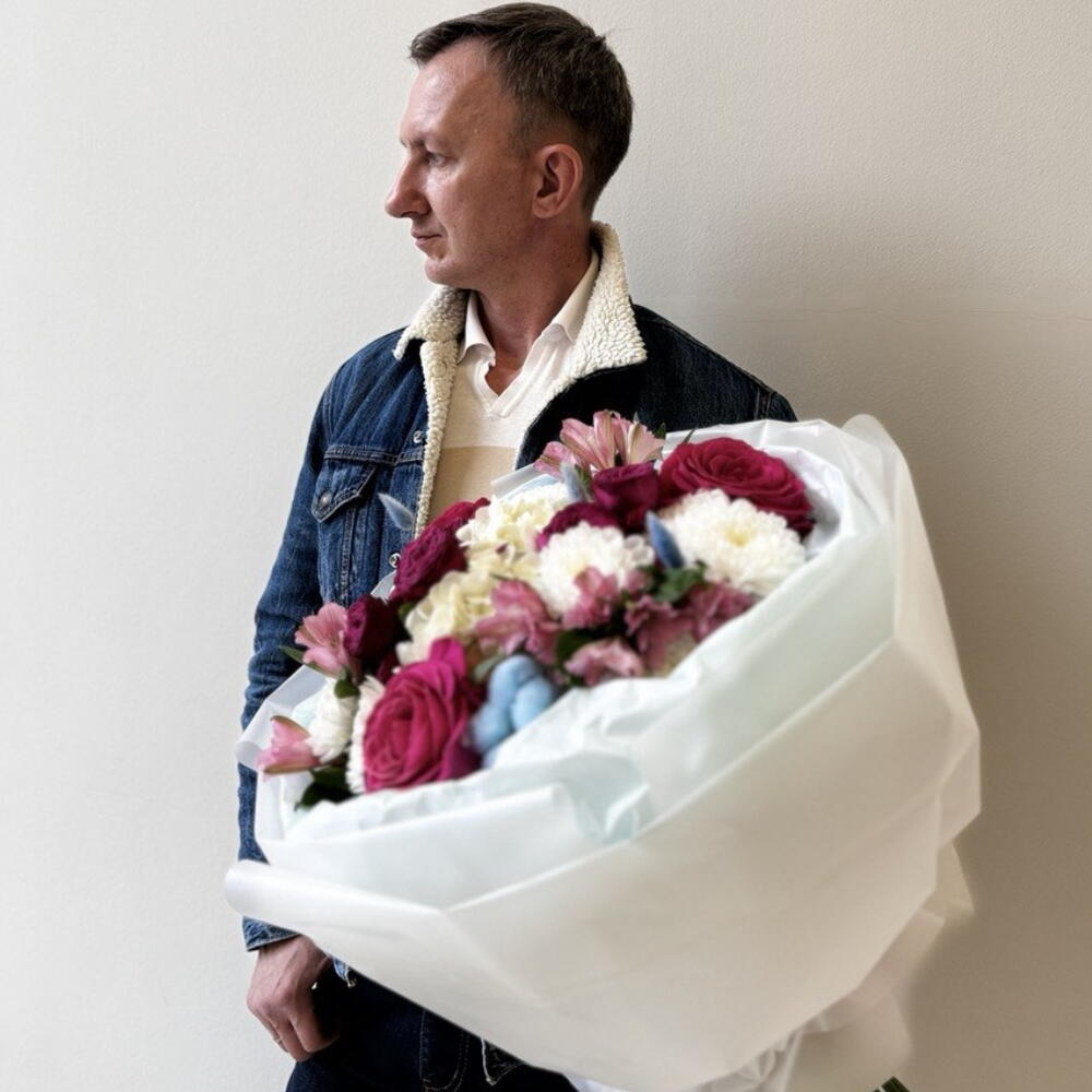 АВТОРСКИЙ букет "ГОРМОН СЧАСТЬЯ" / 
Гортензия / альстромерия /белая хризантема / букет любимой / на день рождение