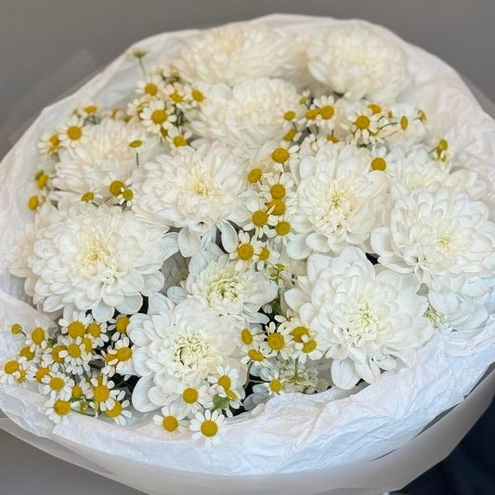 Хризантемы с ромашками