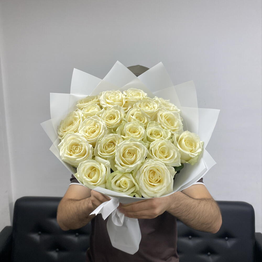 Белые розы 25шт🌹🌹🌹