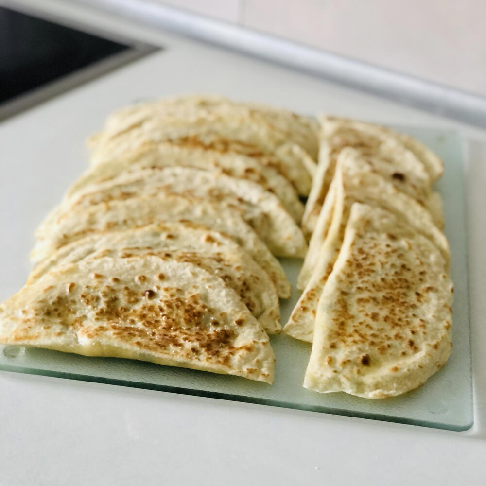 Кутабы ( лепешки с сыром и зеленью) 12 штук