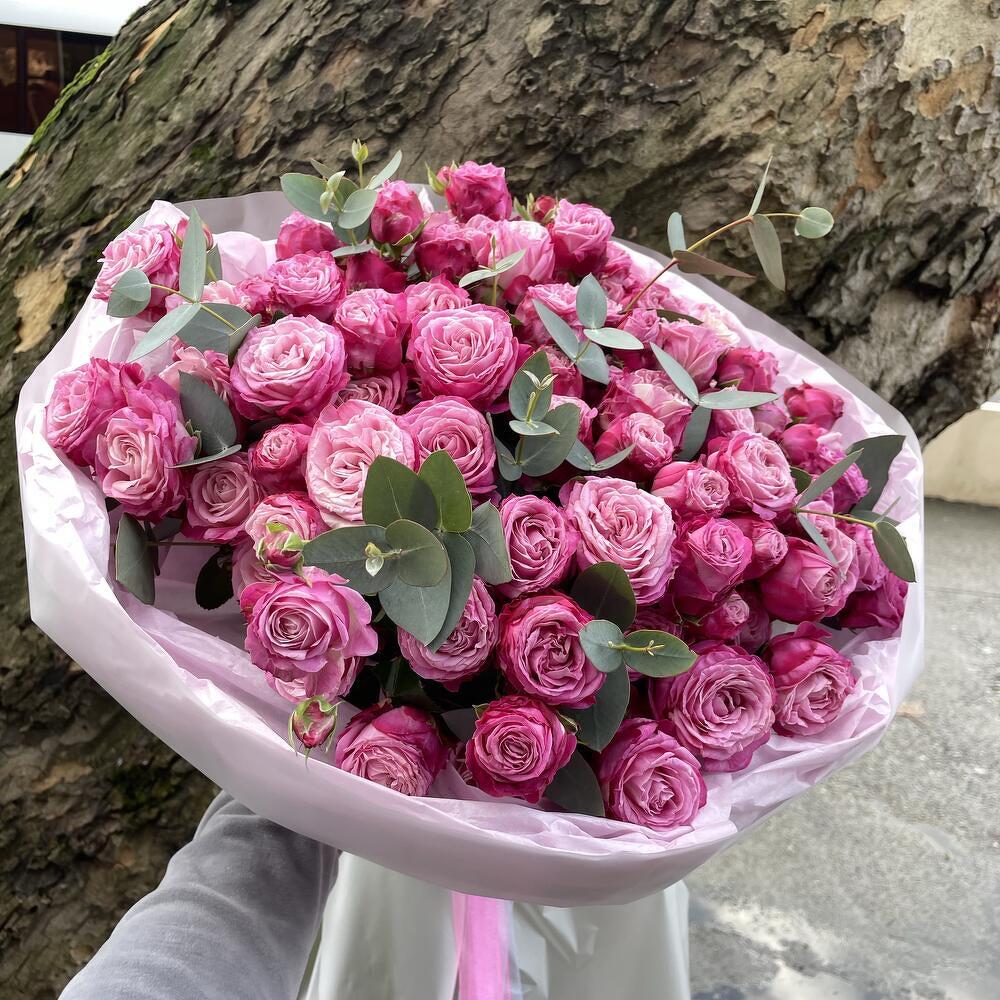 Букет из 30 кустовых роз