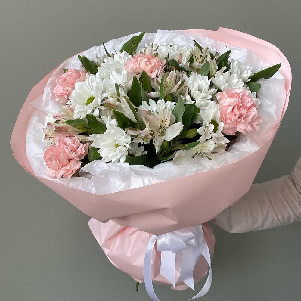 Хризантема, альстромерия, гвоздика🤍🩷🌸