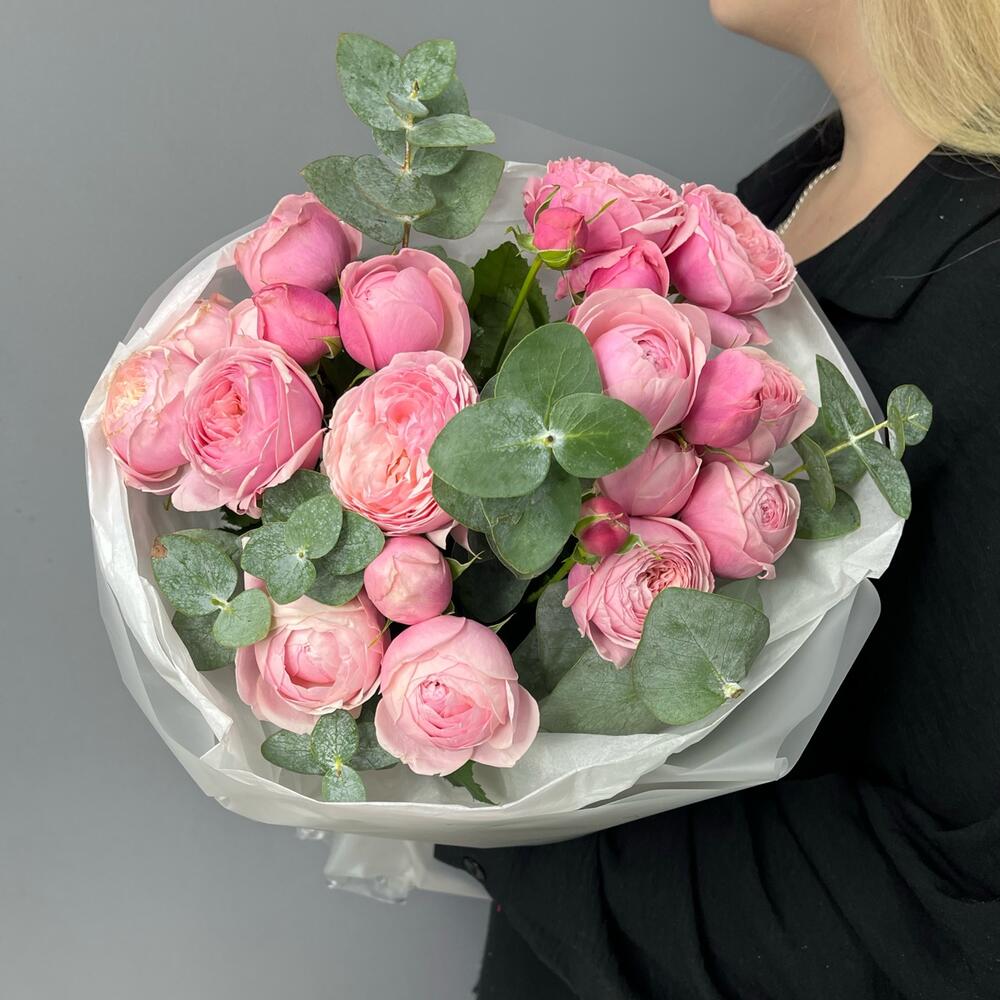 Кустовые розы Пионки с эвкалиптом 🌸