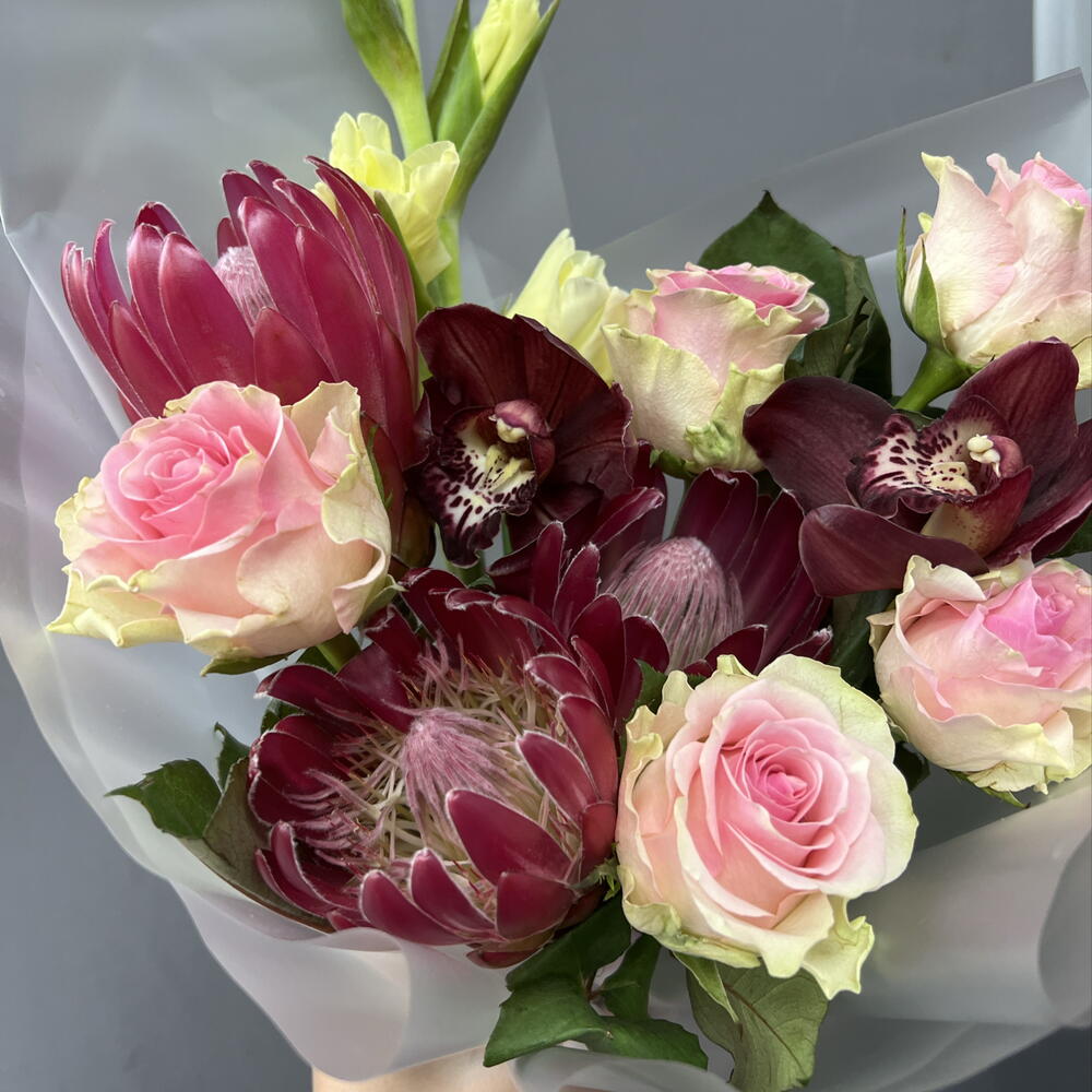 Осенний букет с Протеей и Розами 🌺