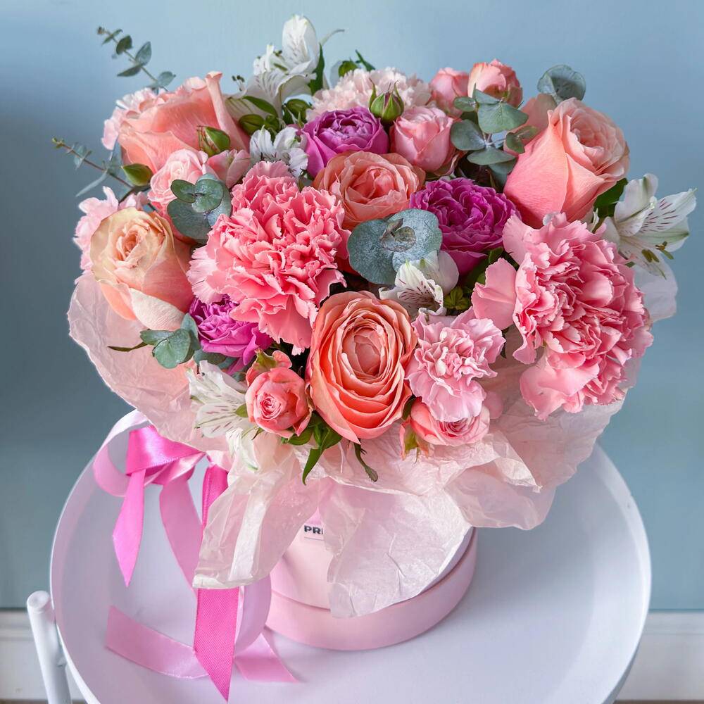 Цветочная композиция в коробке «Розовый сад» 🌸 41158