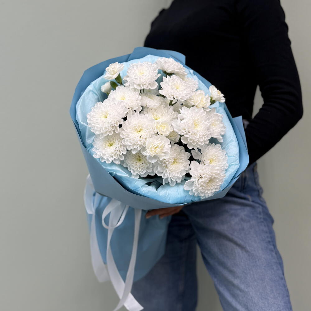 🌸 «Пышная нежность: букет из кустовых  хризантем»