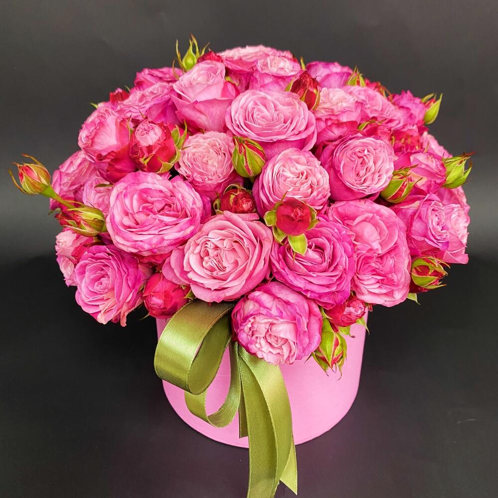 пионовидные кустовые розы, Flowers & Gifts Moscow, buy at a price of 3500  RUB, Flowers in a Box on FMART x Tsvetnoy with delivery | Flowwow