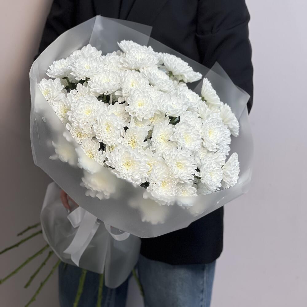 Букет из 13 хризантем