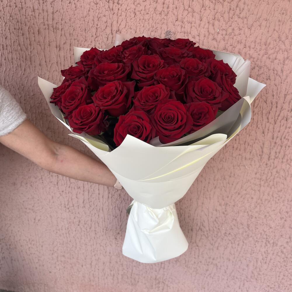21 красная Роза 🌹