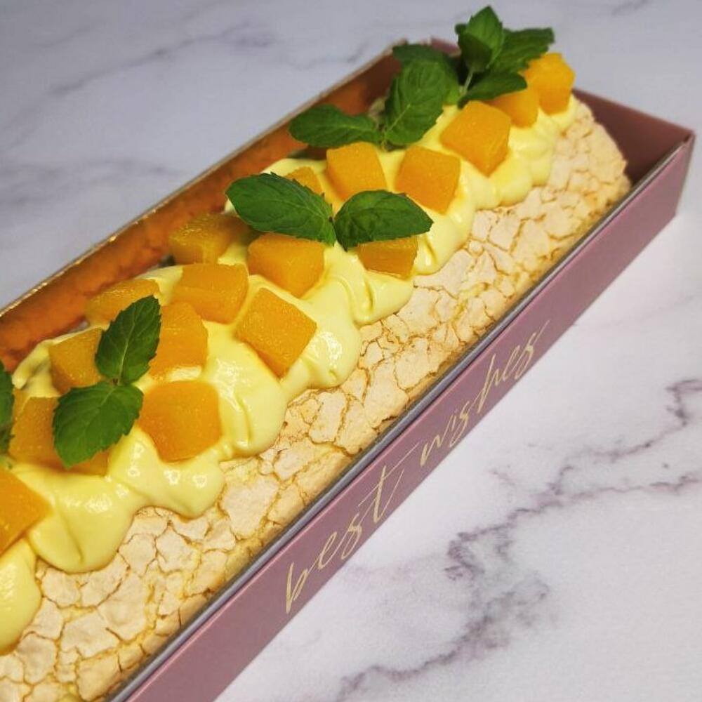 Меренговый рулет манго-маракуйя
