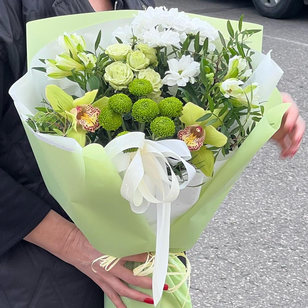 Цимбидиум с салатовым миксом💚