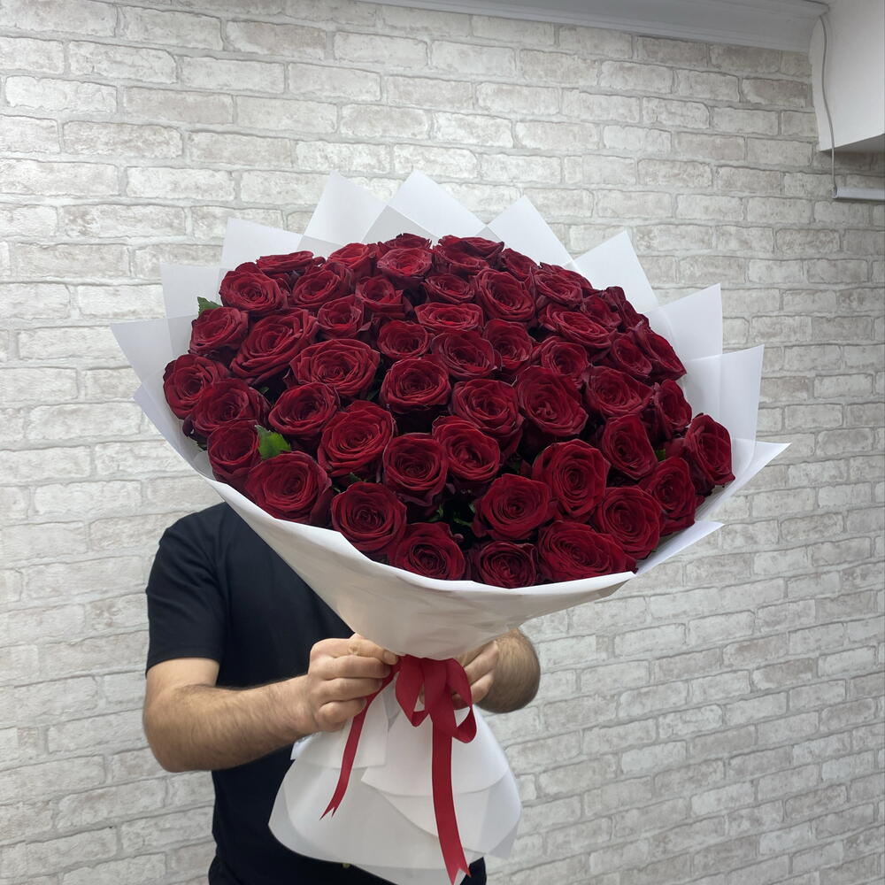 Красные розы️️️
