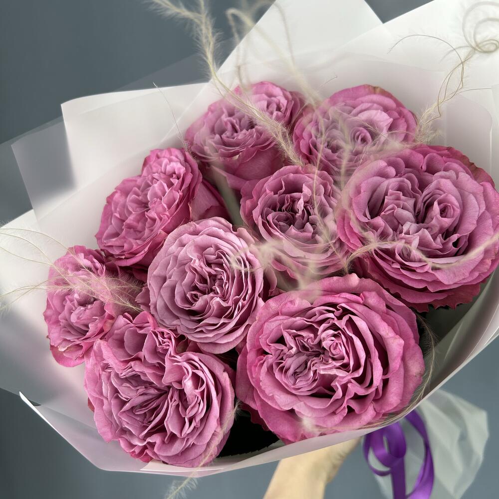 Моно букет из 9 пион роз💜