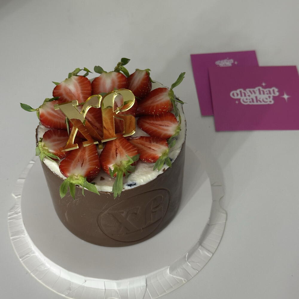 Пасха творожная с изюмом и грецким орехом