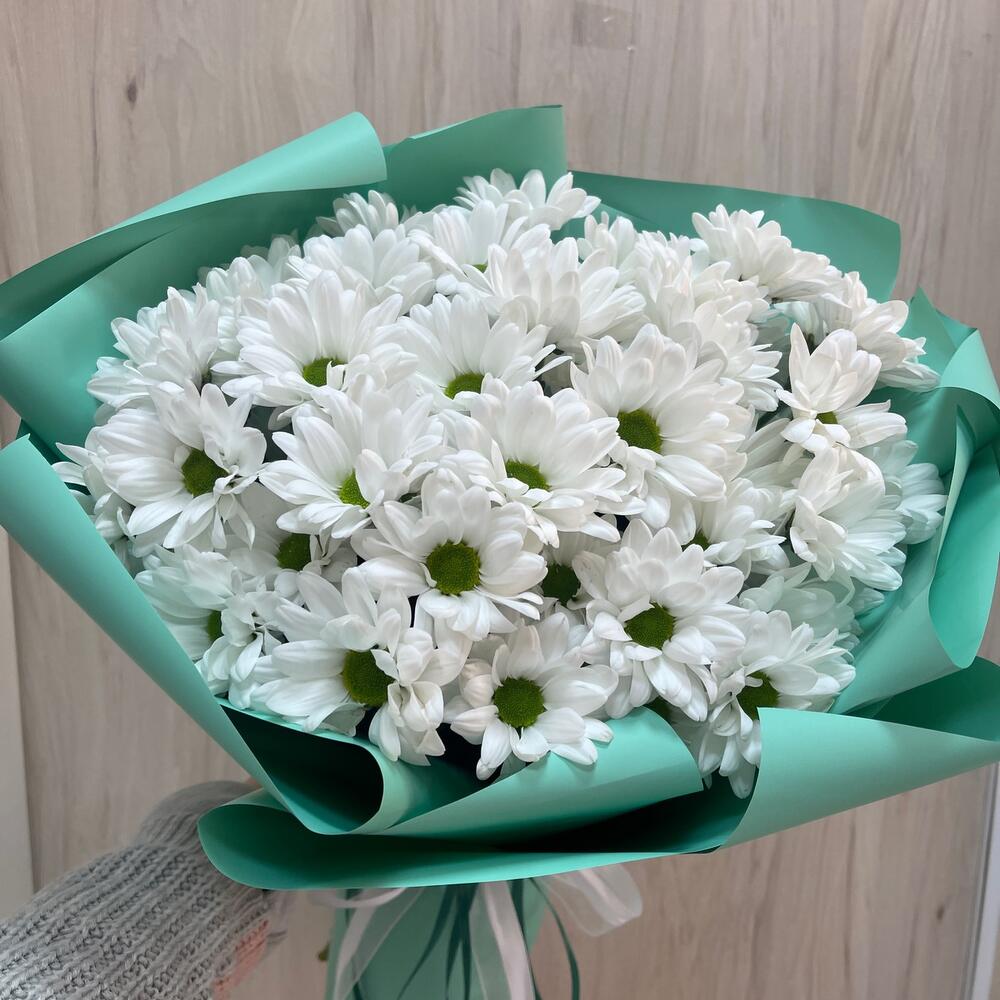 Букет из ромашковых хризантем