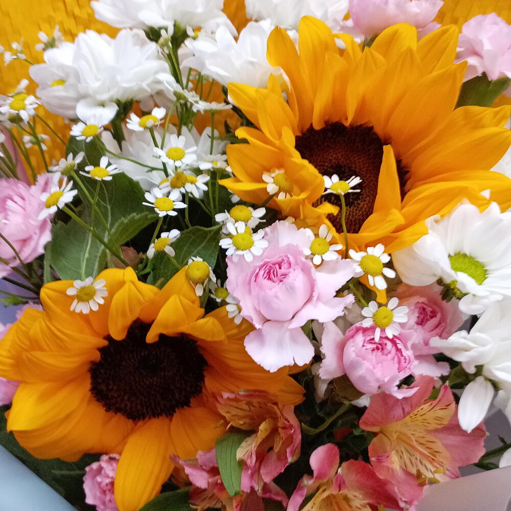 Букет с подсолнухами 🌻