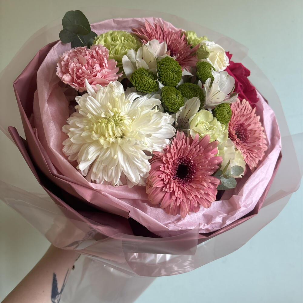 Букет из эустомы/нерберы/диантуса/хризантемы💕💕