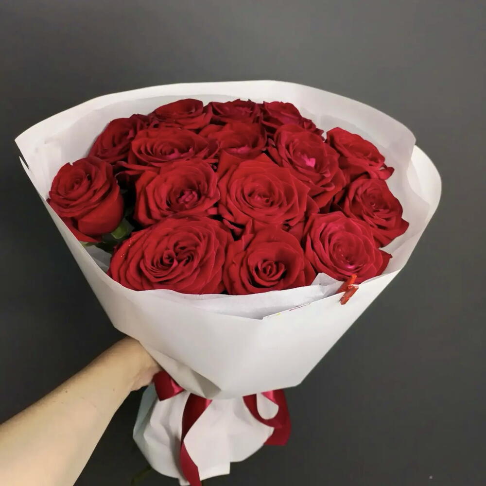 15 элитных роз ️