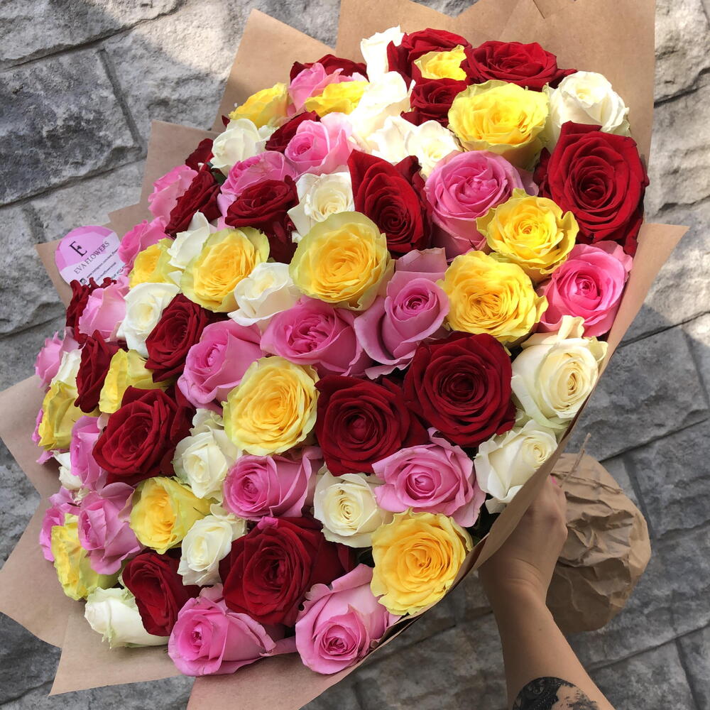 Микс ярких роз