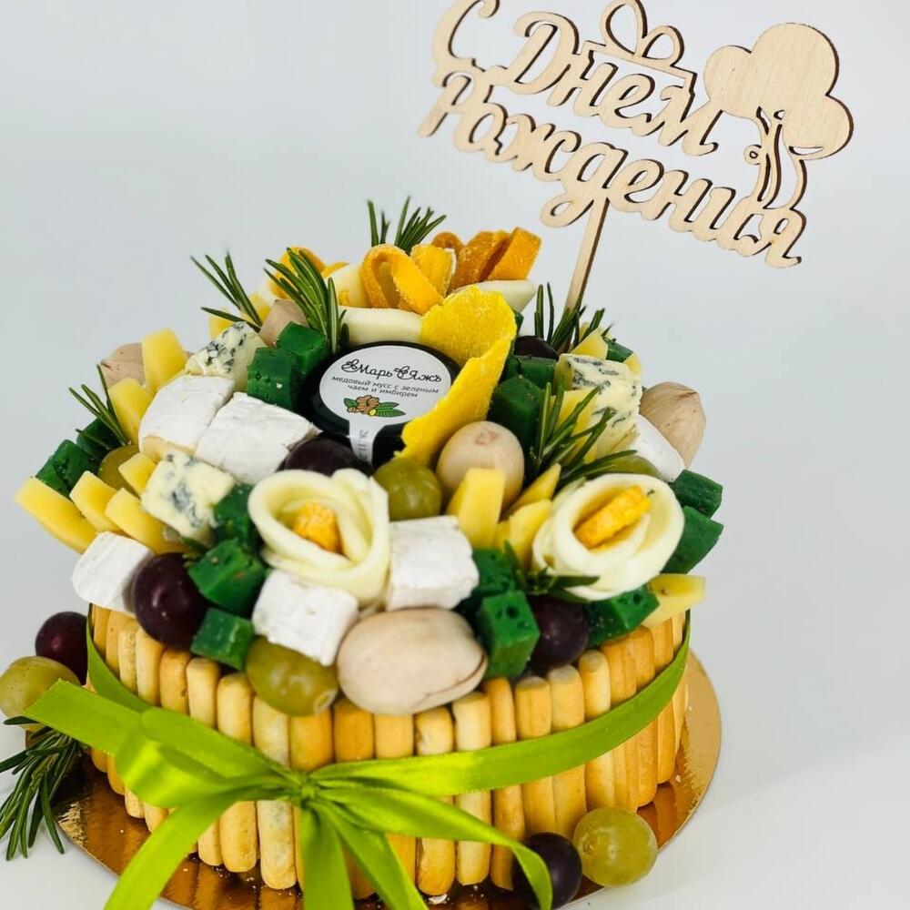 Бенто торт из сыра с медом на день рождения, Съедобные букеты Москва ...