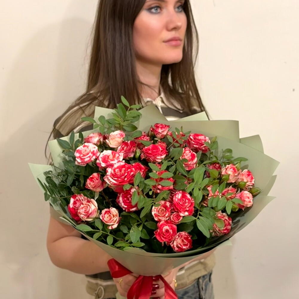 Букет из розы фаерворкс с фисташкой