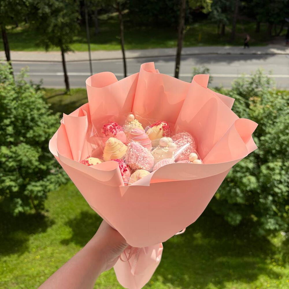 Букет из клубники в шоколаде