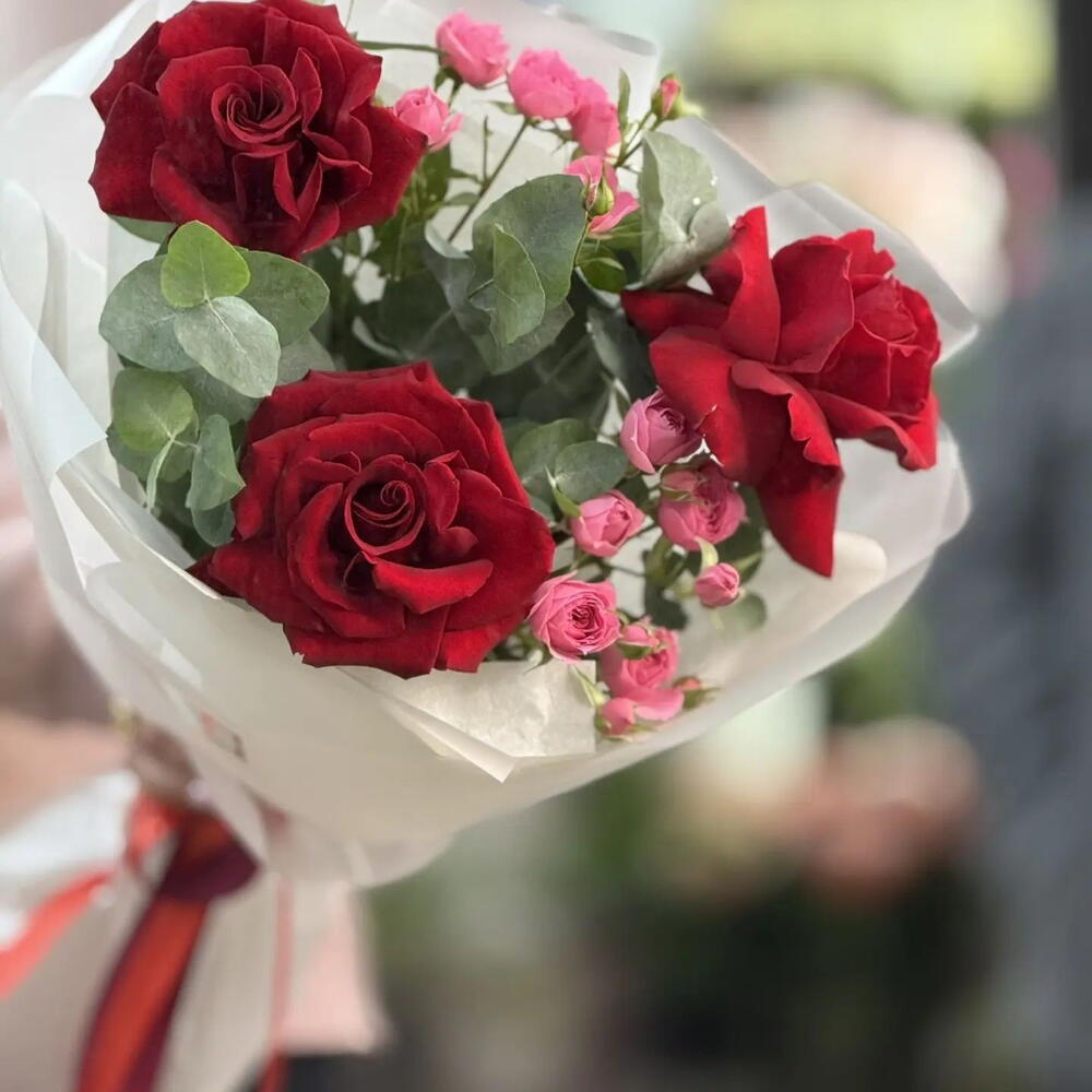 букет Филармония, розы