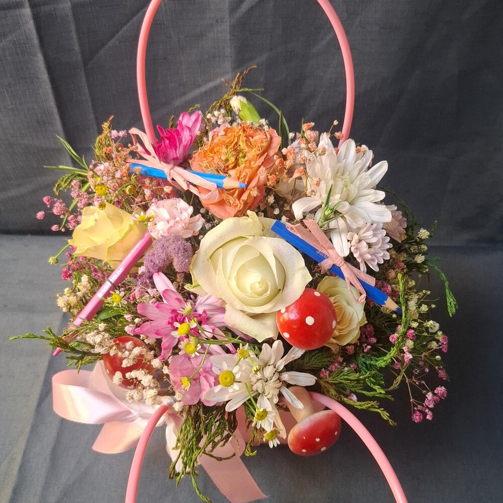 Цветы в сумочке 💐