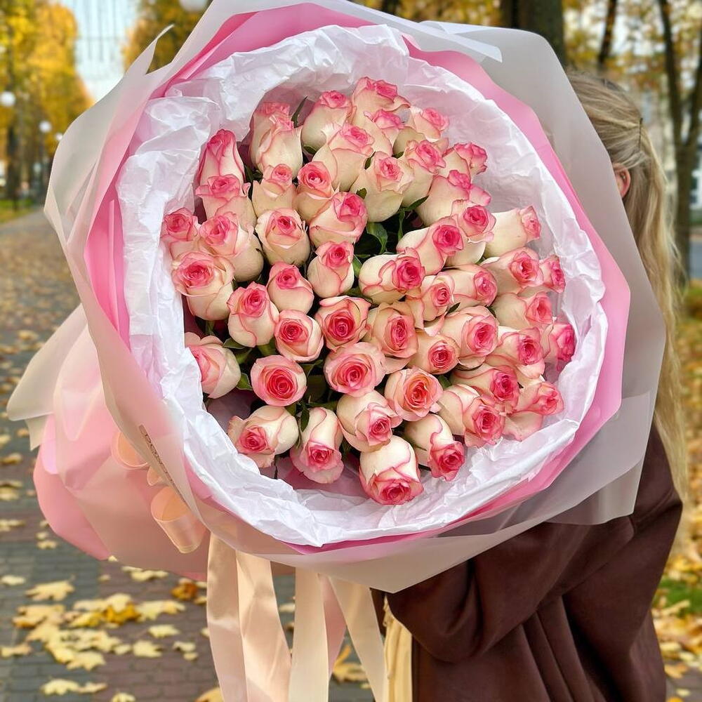Букет из 51 розы