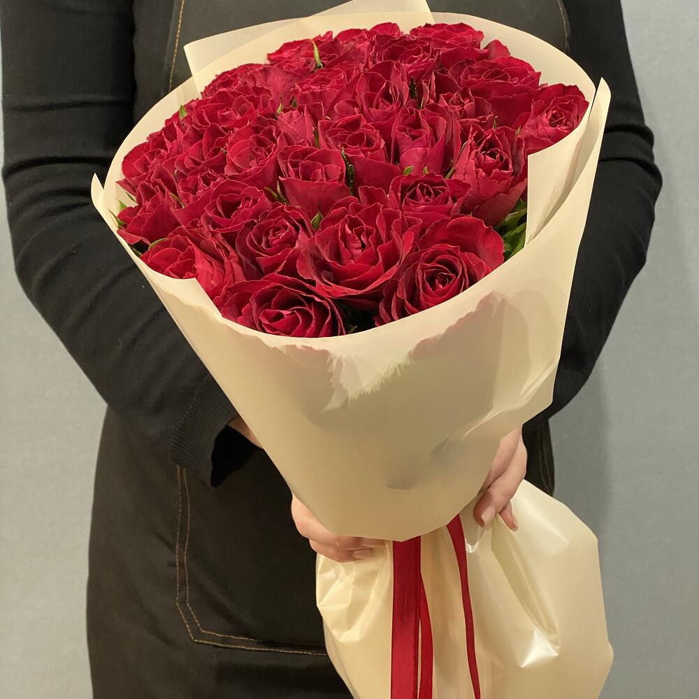 Букет из 31 красной розы