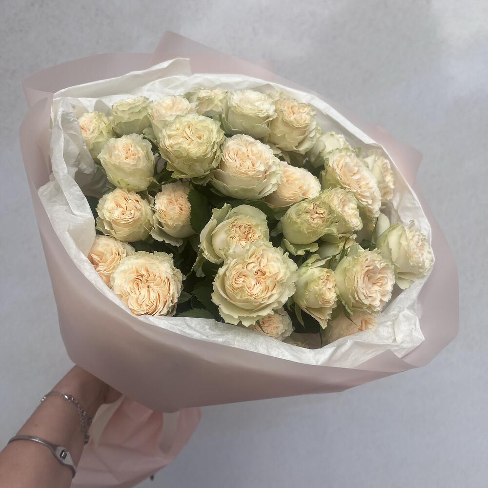 Букет кустовых роз