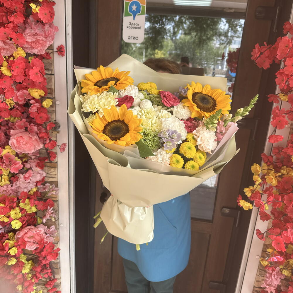 Букет с подсолнухами 🧡