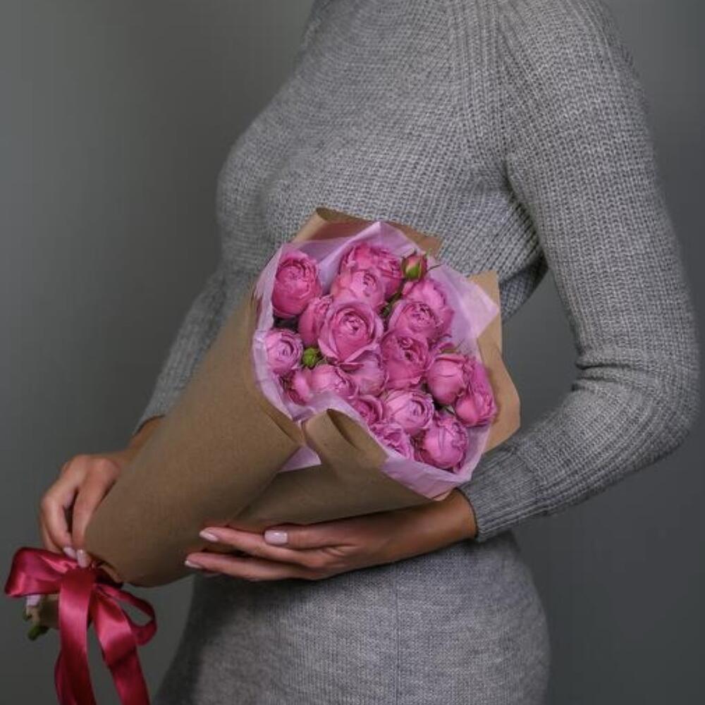 İnce sprey roses buketi