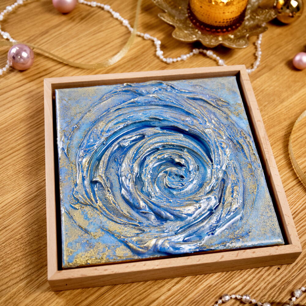 Blue wind