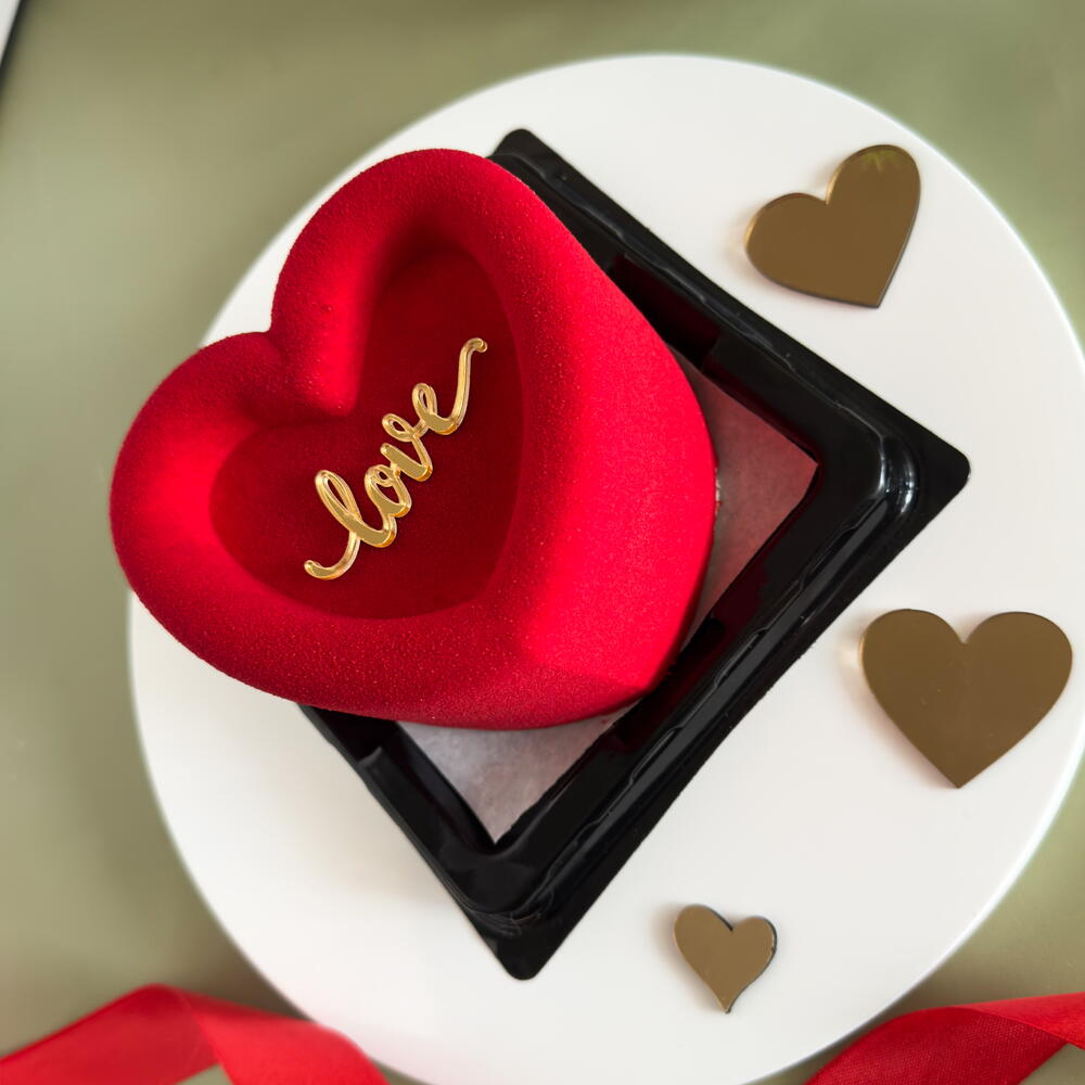 Бенто торт «LOVE» в подарок любимой девушке