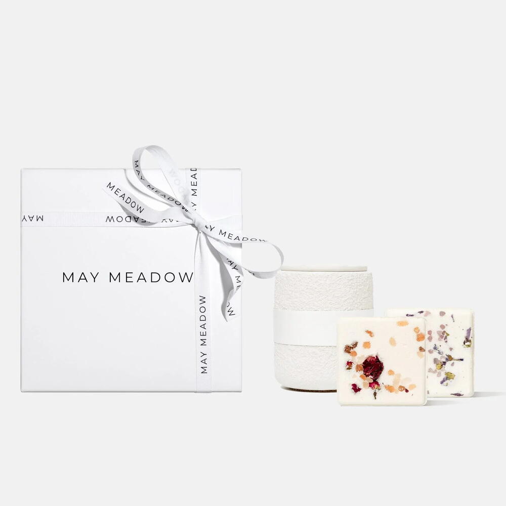 Подарочный набор Neroli May Meadow. Cпа-кубы для ванны (2х150 г) и ароматическая свеча 150 мл