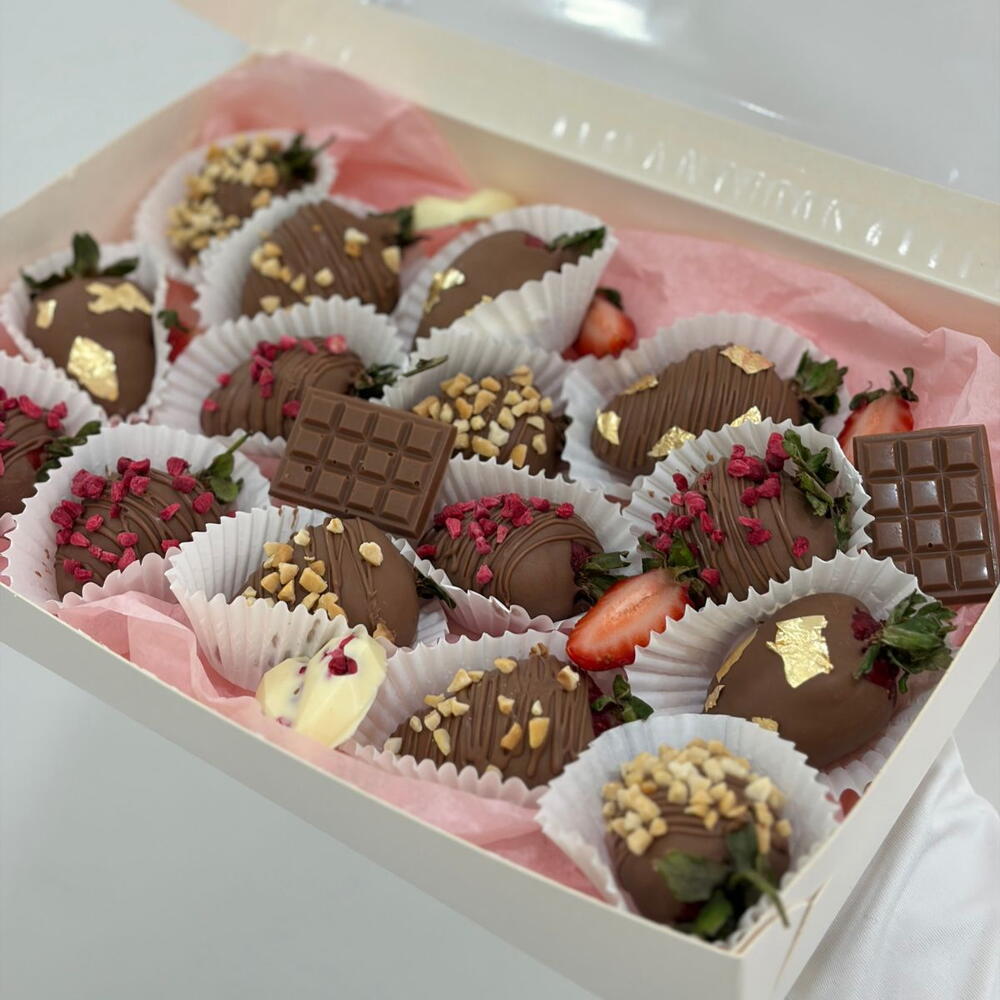 Клубника в шоколаде 15 шт