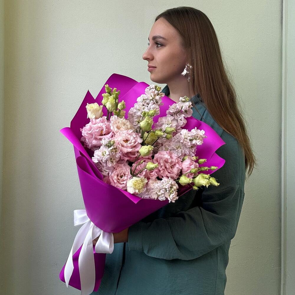 Эустома и маттиола